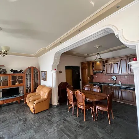 Garden Πανσιόν Δυρράχιο