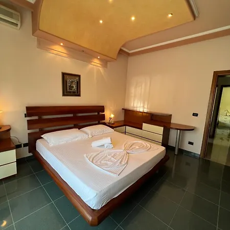 Garden Gæstehus Durrës