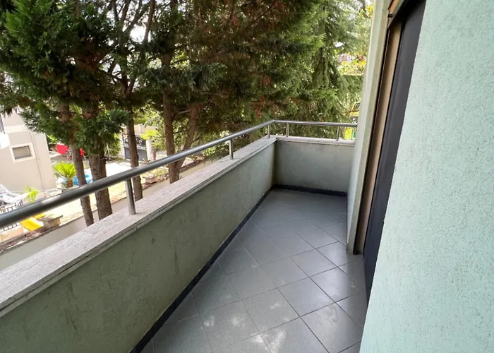 Garden Πανσιόν 3*