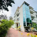 Pensión Garden Durrës