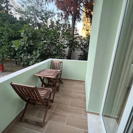 Garden دراس