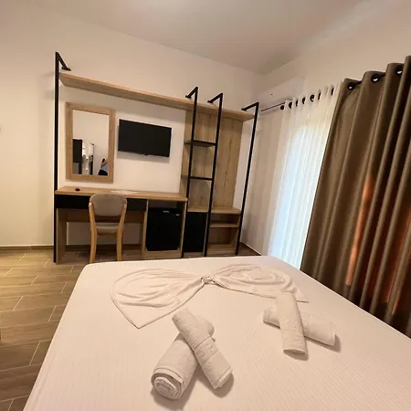 게스트하우스 Garden Durrës