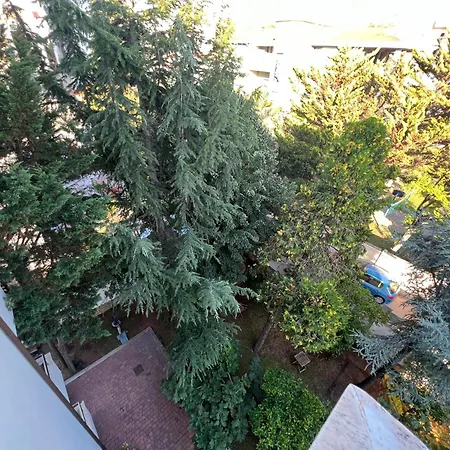 Pensión Garden Durrës