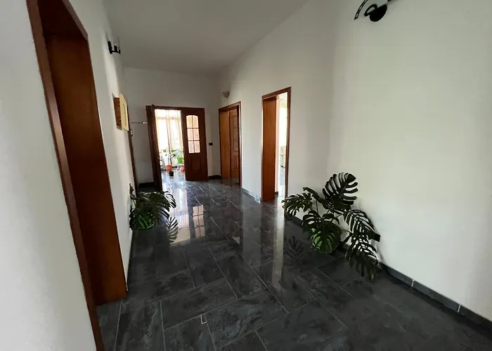 Garden Гостевой дом 3*